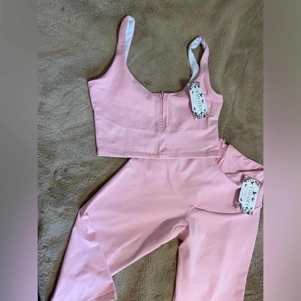 Pink Workout Top & 3/4 Leggings